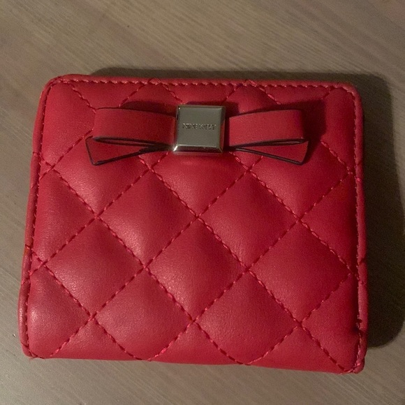 Nine West billfold, Red❤️, Good Shape. - Picture 2 of 3
